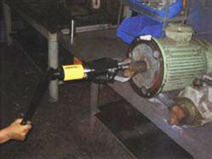 液壓拉馬應用在拉拔行業(yè)